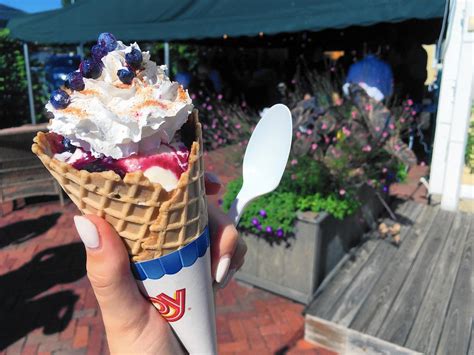 The Big E: Pictures of food at the Big E, including Big E Cream Puff - Hartford Courant