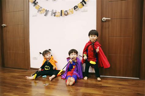Halloween cập bến 3 gia đình hot nhất MXH Xoài Cam Đậu biến hoá thành những siêu anh hùng
