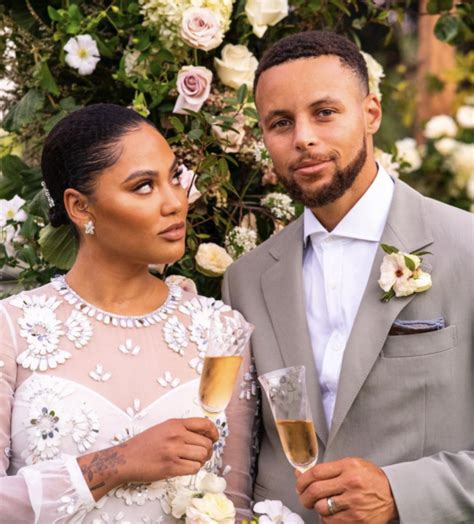 'I'm Not Crying': Stephen Curry Surprised Ayesha Curry with Vow Renewal Ceremony with Kids After ...