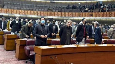 Na Speaker Summons Pti Mnas To Verify Resignations Pakistan Dunya News