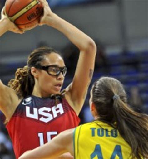 Brittney Griner cut in China by knife-wielding man - CNN.com