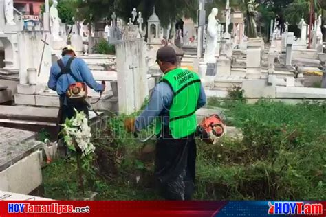 Hoy Tamaulipas Embellecen Panteones De Ciudad Victoria Para El Dia De Muertos