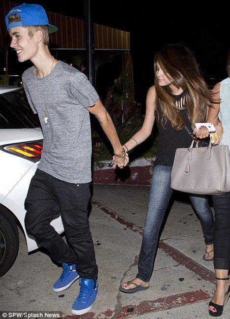 Justin Bieber And Selena Gomez Dispel Split Rumours As They Step Out