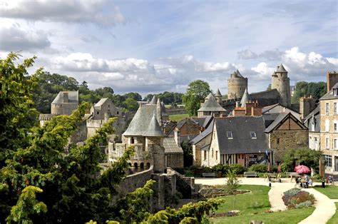 Fougères Tourisme Bretagne