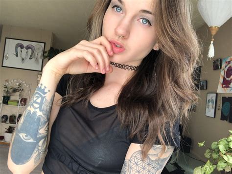 Chokers make me go ðŸ Porn Pic