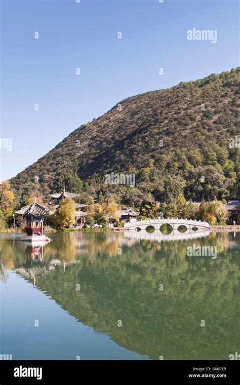 Black Dragon Pool Lijiang Yunnan Province China Stock Photo Alamy