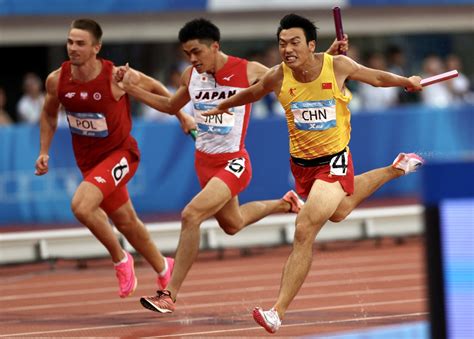 成都大运会｜田径——男子4x100米接力：中国队夺冠 极目新闻