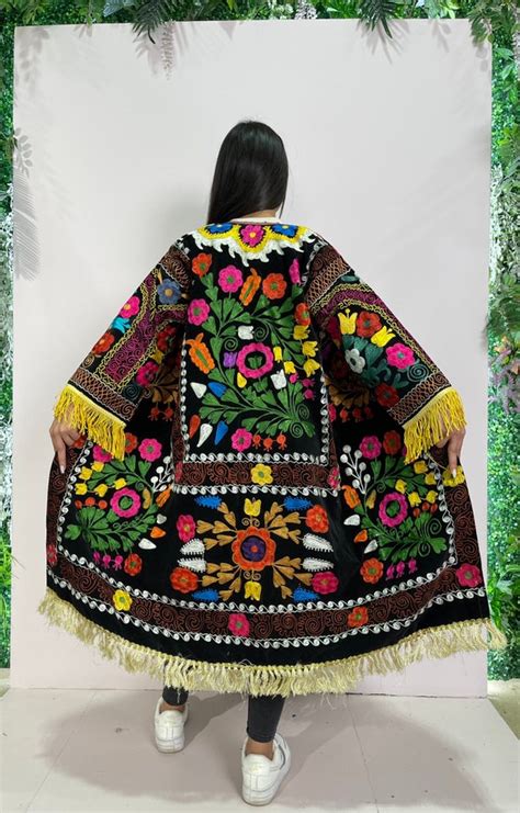 Uzbek vintage handmade embroidery - Gem