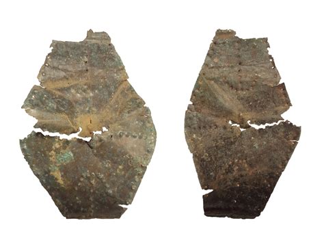 A Previously Unidentified Roman Miniature Votive Shield Roman