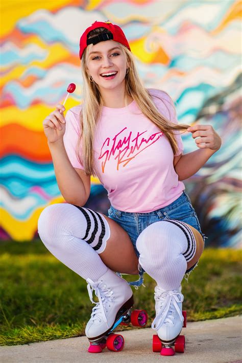 HD Wallpaper Women S Pink Crew Neck T Shirt Model Blonde Squatting