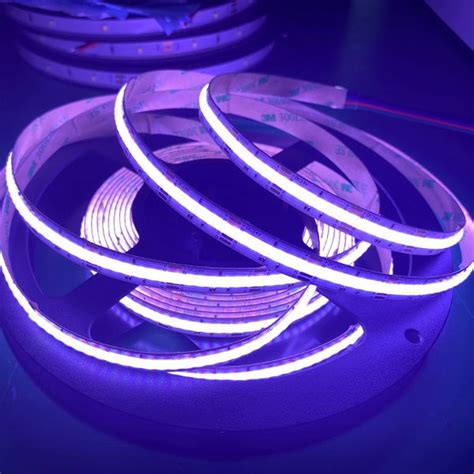 China High Quality Dotless COB RGB Led Strip1056 Chips DC24V Flexible