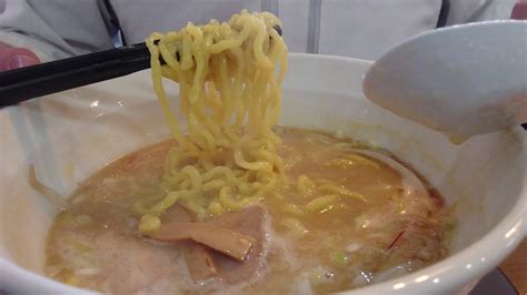 【みそラーメン】青森県弘前市 らぁめん 萬 鶏白湯みそラーメン 750円 Youtube