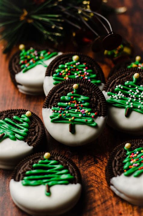 Christmas Oreos Hd Wallpaper 2024 Finetoshine