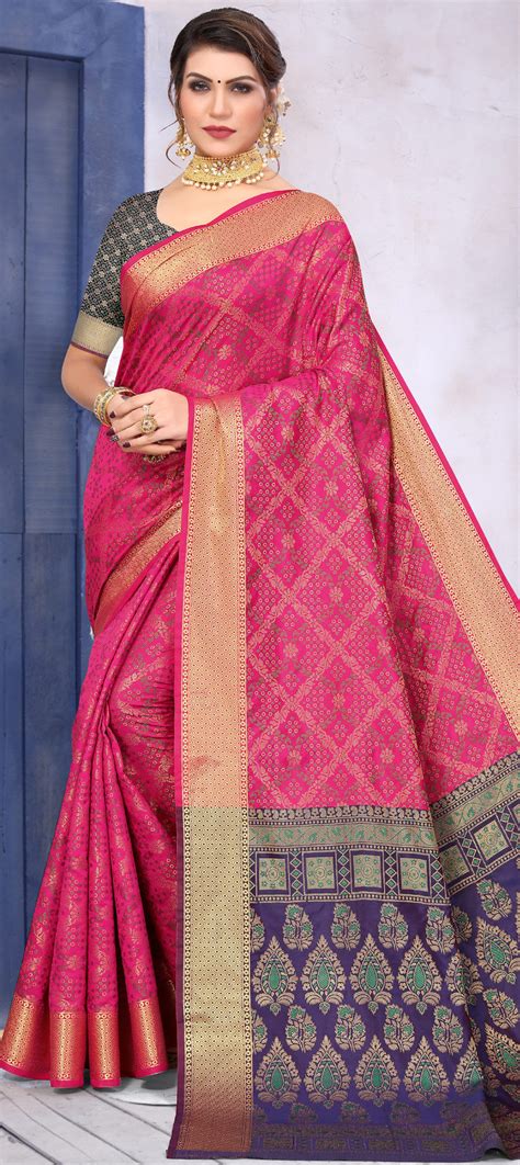 Festive Traditional Pink And Majenta Color Patola Silk Fabric Saree