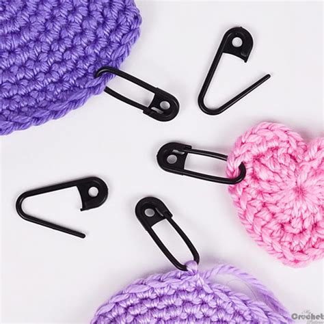 How to Use Stitch Markers in Crocheting - MyCrochetPattern