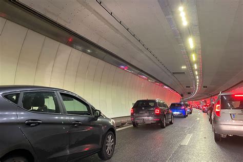 Un Clairage De Tunnel Intelligent Am Liore La S Curit Et R Duit Les