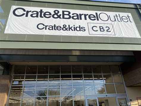 New Crate&Barrel Outlet moves into former Bed Bath & Beyond in Chandler
