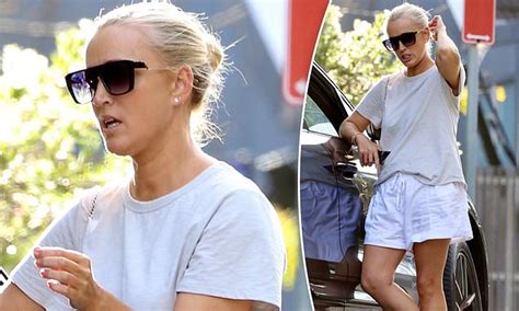 Jackie O Henderson Shows Off Her Slimmed Down Figure In Tiny Shorts