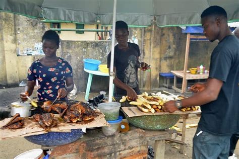 National FOODS of Nigeria: 10 must-try NIGERIAN dishes