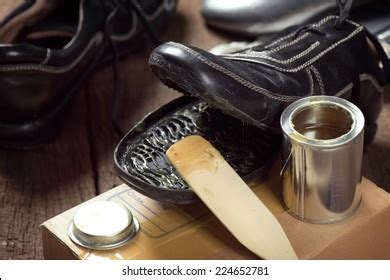 223 Shoe Fix Glue Images, Stock Photos & Vectors | Shutterstock