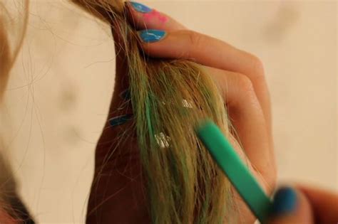 Video How To Use Hair Chalk Free People Blog Hair Chalk Hair