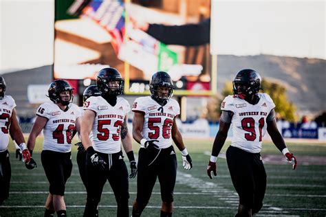 Thunderbird Football Falls Short Against The Trailblazers In St George