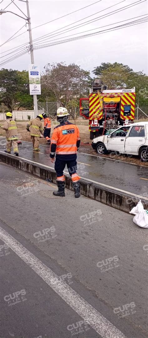 Cupsfire On Twitter Tres Personas Heridas Dej Un Accidente De