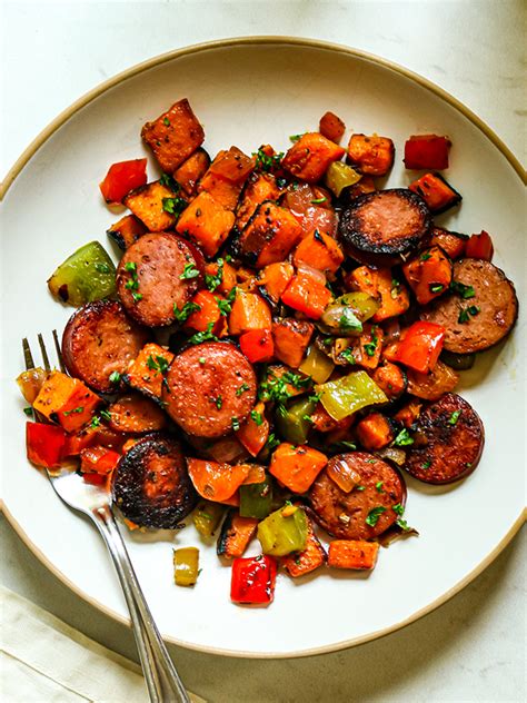 Quick Smoked Sausage Sweet Potato Skillet Heinen S Grocery Store