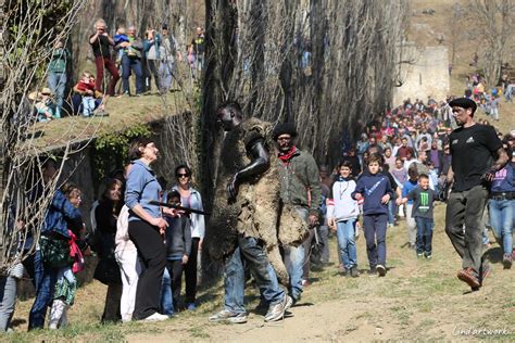 Fête de lOurs 2019 Mairie de Prats de Mollo La Preste