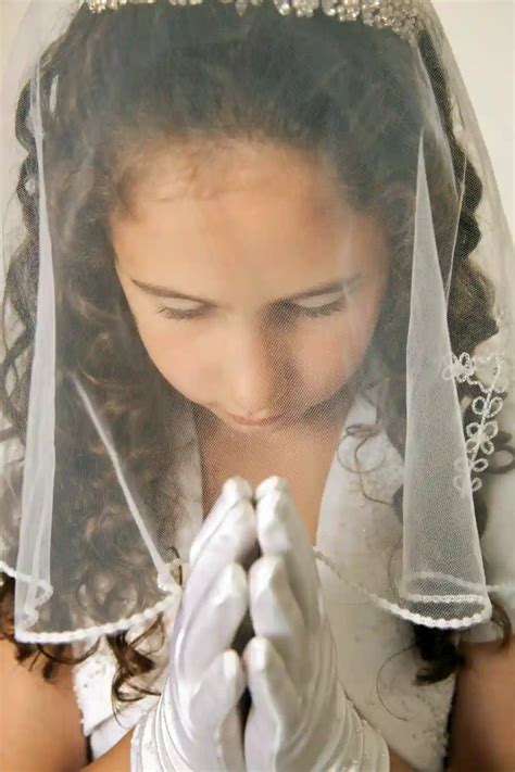 Why Do You Wear A Veil For First Communion Reasons