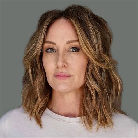 The 10 Best Hairstyles For Square Face For Women Over 50