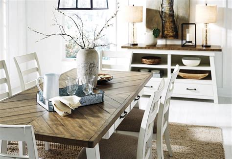 How To Style A Farmhouse Table Storables