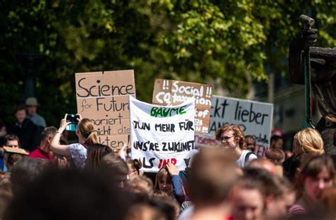 Gelsenkirchen Fridays For Future Rufen Zum Klimastreik Auf Hallo Buer