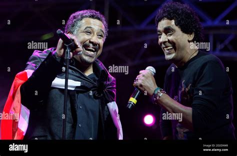 Mohamed mounir in concert hi-res stock photography and images - Alamy