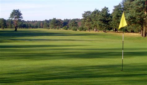 Pine Ridge Golf Centre Surrey Reviews Scorecards Green Fees