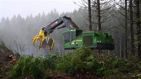 John Deere M Feller Buncher Showdown Youtube