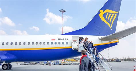 Ryanair Kasuje Loty Do Polski Chodzi O Trasy Z Niemiec Geekweek W