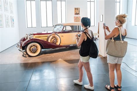 M Laga Ticket Y Entrada Al Museo Automovil Stico Getyourguide