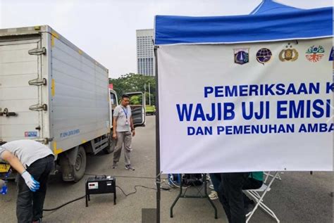 Hari Pertama Uji Emisi 63 Kendaraan Terjaring Di Terminal Blok M