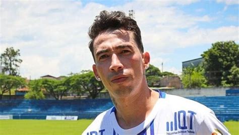 Ex Corinthiano Rildo Fecha Maior Rival De Time Da Cidade De Yuri