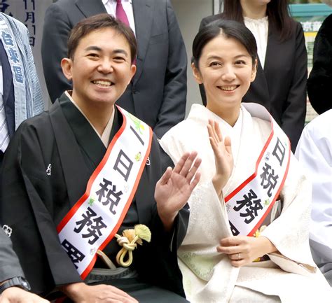 林家三平＆国分佐智子夫婦が一日税務署長 夫婦での公の場は約1年ぶり「緊張してます」 ライブドアニュース