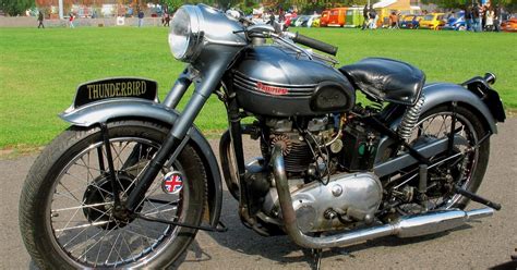 The 1949 Triumph Thunderbird Is The Perfect Dose Of Nostalgia