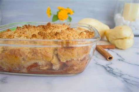 Low Carb Mock Apple Crumble