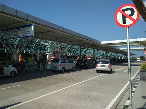 Hire a Car At Denpasar Airport Bali - Car Hire Company in Bali Island