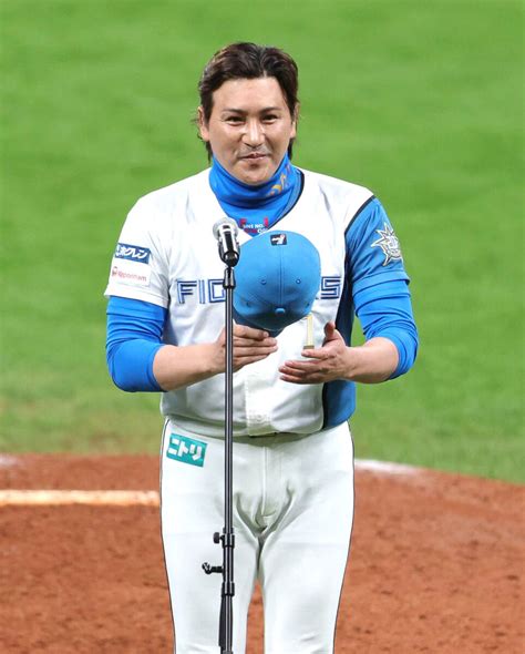 【日本ハム】新庄剛志監督が最終戦セレモニーで絶叫「万波中正に必ずホームラン王をとらせます」 スポーツ報知