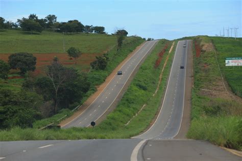 Governo De Goiás Vai Executar Obras Em Cerca De 1600 Quilômetros De