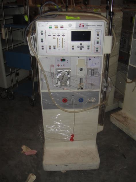 Dialysis Machine - Manufacturers, Suppliers & Exporters