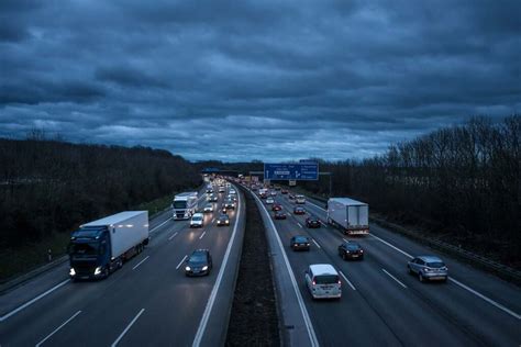 Transporte rodoviário de cargas 5 pontos que você precisa conhecer