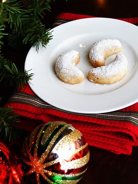 Swedish Cookies Recipe Buttery Crescent Cookies Good Life Eats