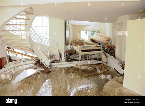 House Flood Interior High Resolution Stock Photography And Images Alamy